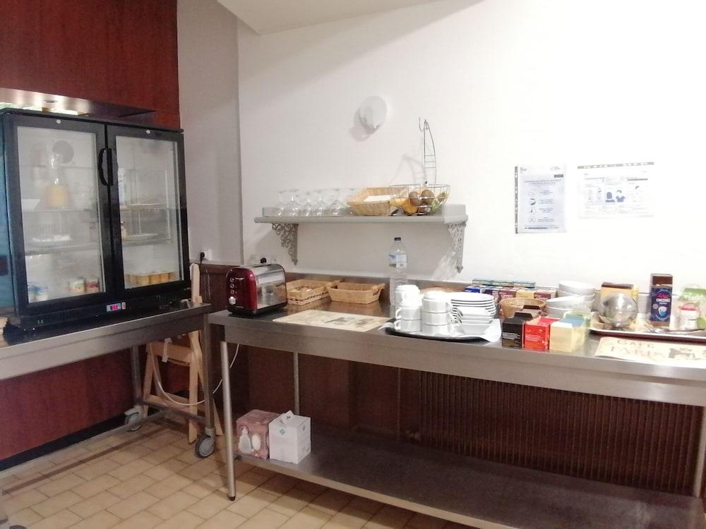 帕尔马酒店 昂古莱姆 外观 照片